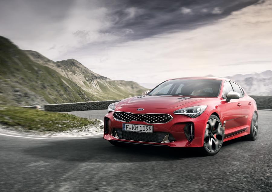  Kia Stinger GT (CK) 2017 года  (WW) (фото 9 из 106)